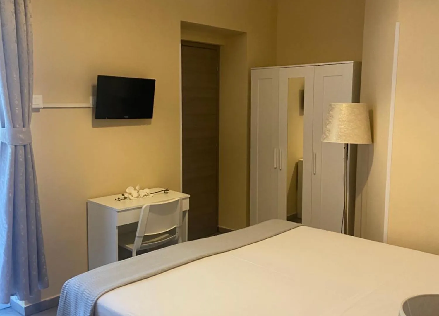 Bed & Breakfast Paradise Inn Livorno