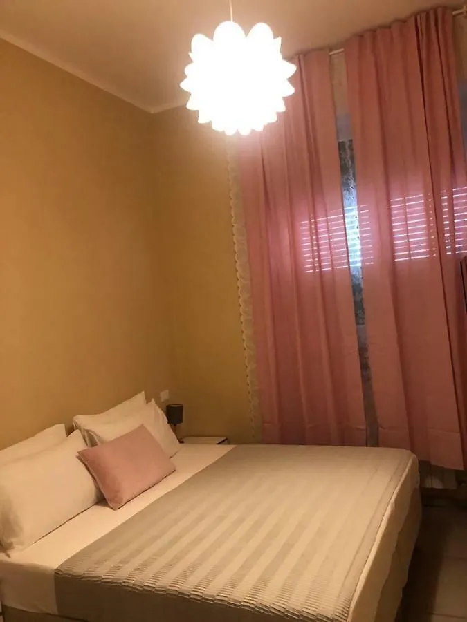 Paradise Inn Livorno Bed & Breakfast